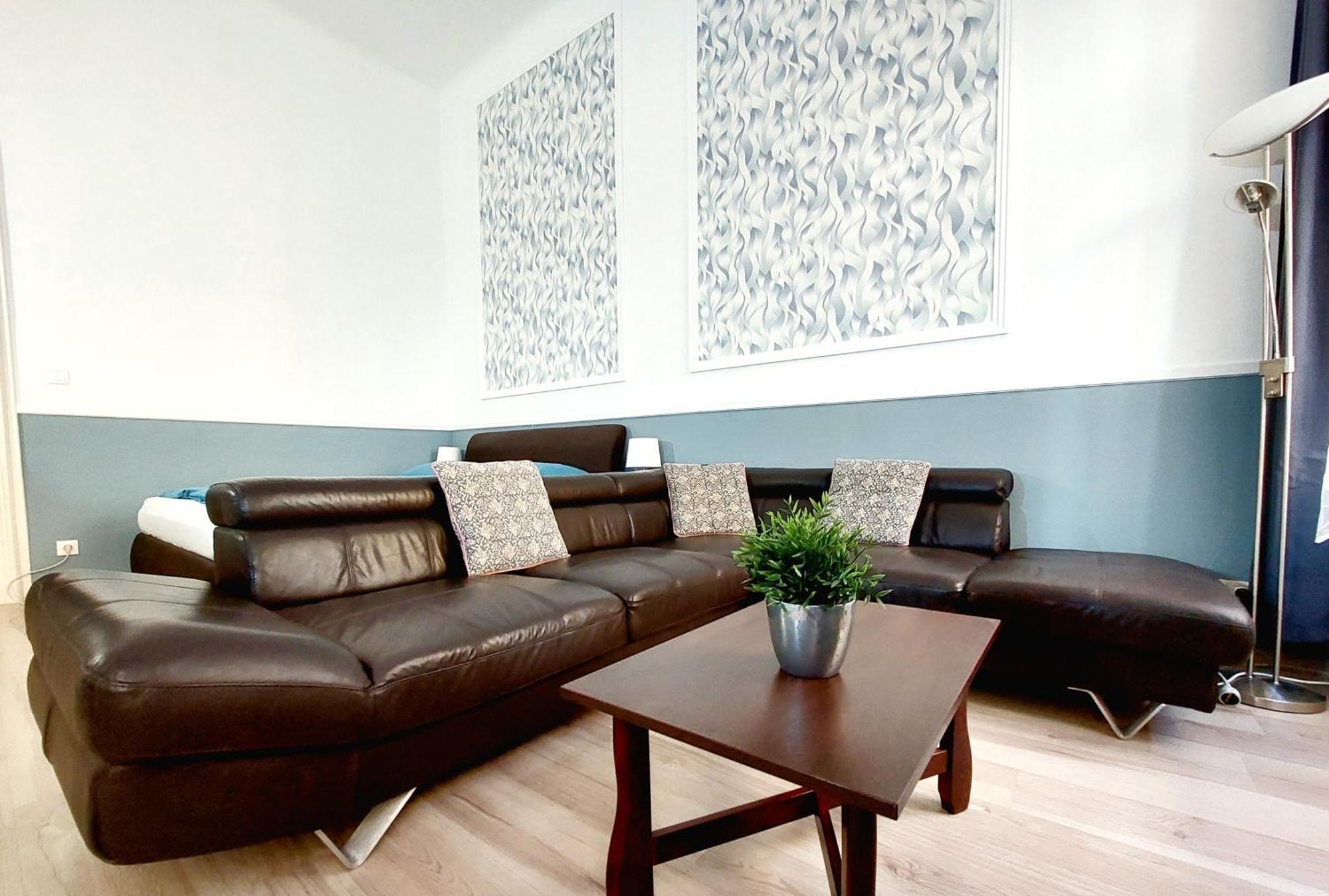 Eoetvoes Apartman บูดาเปสต์ ภายนอก รูปภาพ
